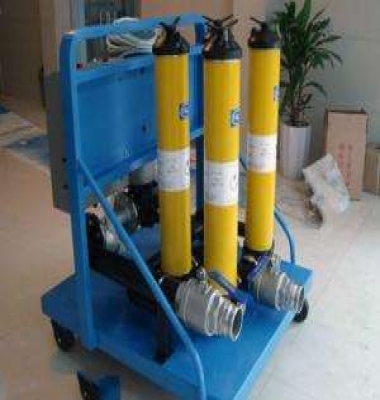 油窗漏油是因?yàn)檎婵毡檬褂脮r(shí)間過長而使油窗老化